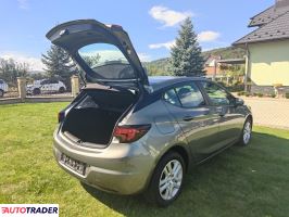 Opel Astra 2016 1.4 101 KM