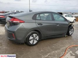 Hyundai IONIQ Hybrid 2020 1