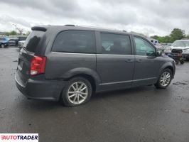 Dodge Grand Caravan 2019 3