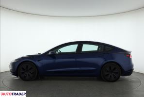 Tesla Model 3 2023 490 KM