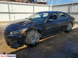 Nissan Altima - zobacz ofertę