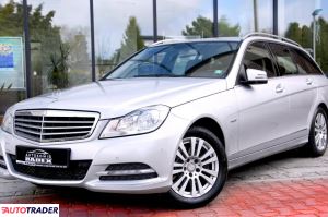 Mercedes C-klasa 2013 1.8 184 KM
