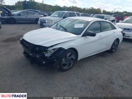 Hyundai Elantra 2025 2