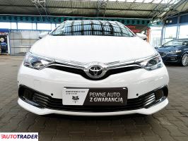 Toyota Auris 2019 1.4 100 KM