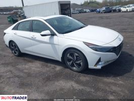 Hyundai Elantra - zobacz ofertę