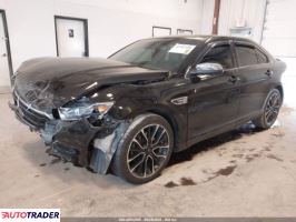 Ford Taurus 2019 3