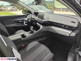 Peugeot 3008 2019 1.5 130 KM