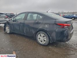 Nissan Versa 2020 1