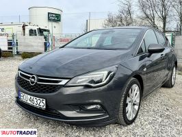Opel Astra 2016 1.6 110 KM