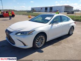 Lexus ES 2020 3