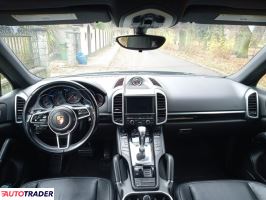 Porsche Cayenne 2016 3 264 KM
