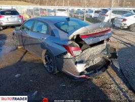 Hyundai Elantra 2023 2