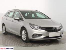 Opel Astra 2019 1.6 108 KM