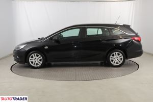 Opel Astra 2017 1.4 147 KM