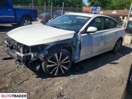 Nissan Altima - zobacz ofertę