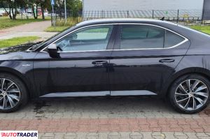 Skoda Superb 2015 1.8 180 KM Skoda Superb 2015 1.8 180 KM
