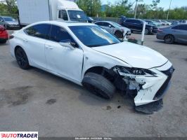 Lexus ES 2022 3