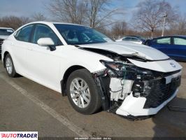 Toyota Camry 2025 2