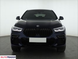BMW X6 2023 3.0 281 KM