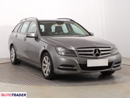 Mercedes C-klasa - zobacz ofertę
