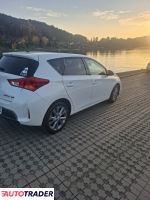 Toyota Auris 2012 1.8 99 KM