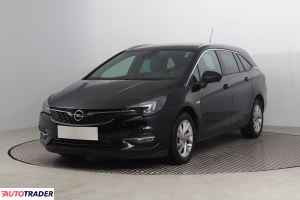 Opel Astra 2021 1.2 143 KM