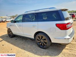 Lincoln Navigator 2021 3