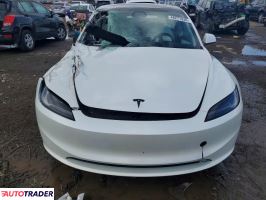 Tesla Model 3 2025