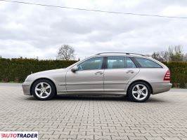 Mercedes C-klasa 2006 2.1 150 KM
