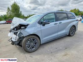 Toyota Sienna - zobacz ofertę