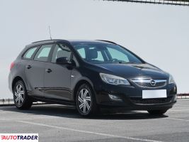 Opel Astra 2011 1.7 108 KM