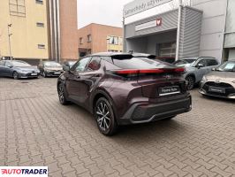 Toyota C-HR 2024 1.8 140 KM