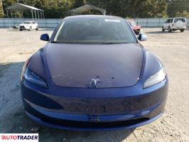 Tesla Model 3 2024