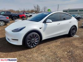 Tesla Model Y 2022