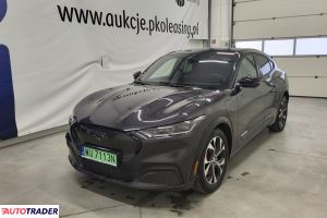 Ford Mustang 2021 351 KM