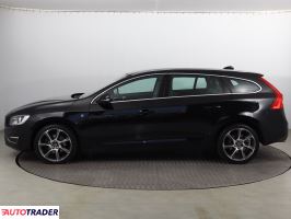 Volvo V60 2015 2.0 118 KM