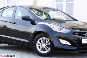 Hyundai i30 2013 1.3 99 KM