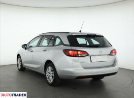 Opel Astra 2018 1.6 108 KM