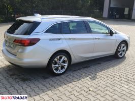 Opel Astra 2016 1.6 136 KM