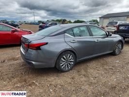 Nissan Altima 2024 2