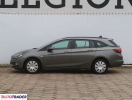 Opel Astra 2019 1.6 134 KM