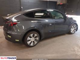 Tesla Model Y 2021 Tesla Model Y 2021