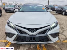 Toyota Camry 2023 3