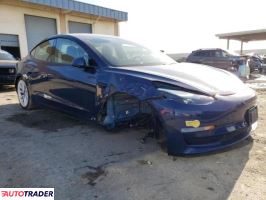 Tesla Model 3 2022