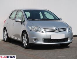 Toyota Auris 2012 1.6 130 KM