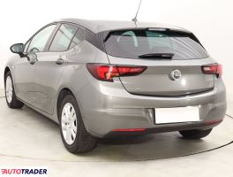 Opel Astra 2020 1.2 143 KM