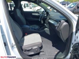 Volvo XC40 2024 2