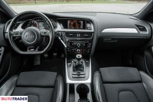 Audi A4 2012 1.8 170 KM