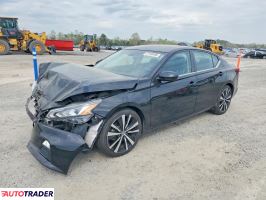 Nissan Altima - zobacz ofertę