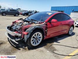 Tesla Model 3 2022